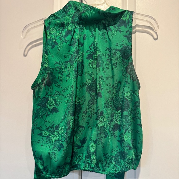 INC emerald green floral cropped halter with bow neckline - Picture 1 of 5